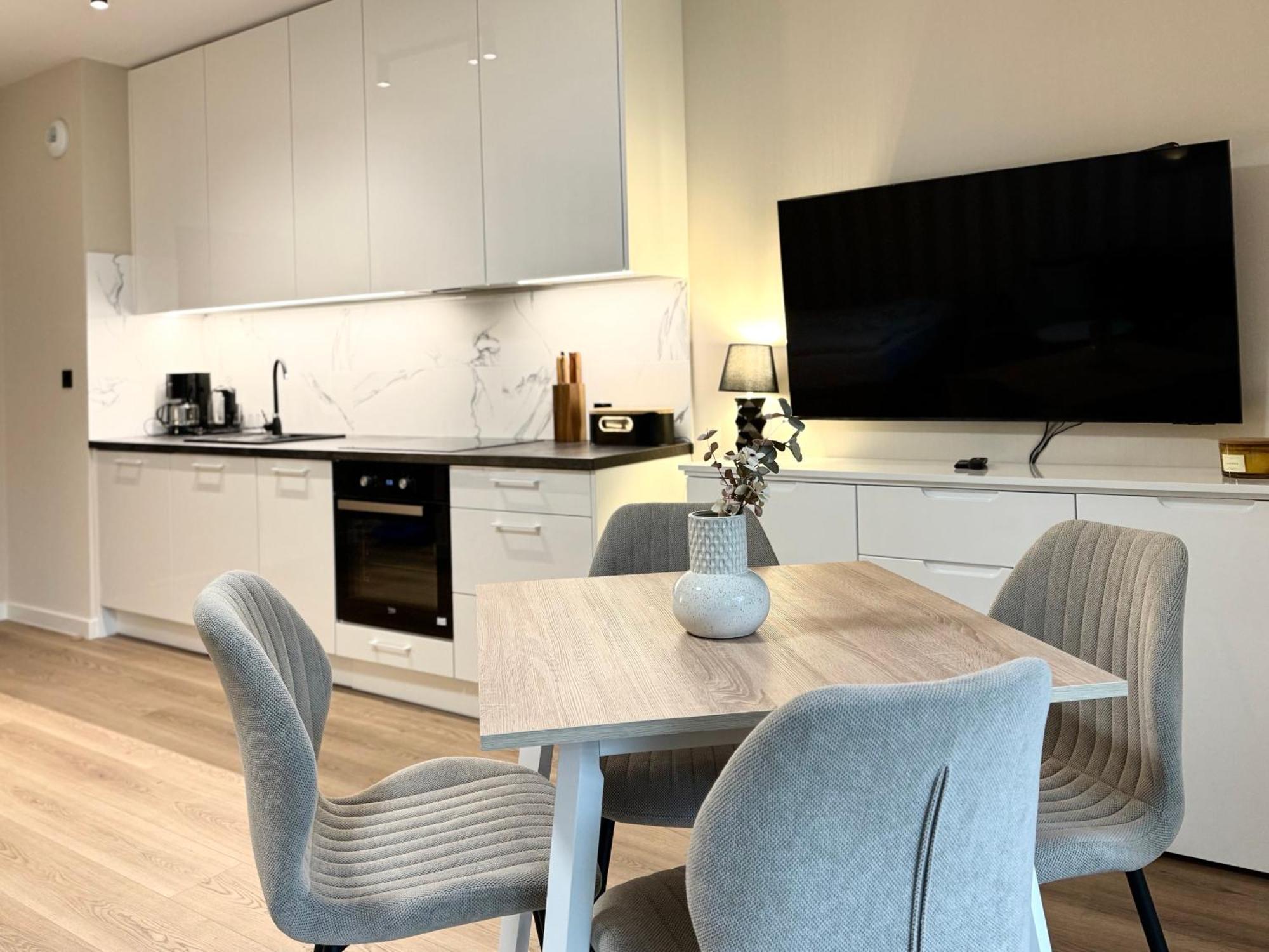 וובה Apartamenty Florina Q4Apartments מראה חיצוני תמונה